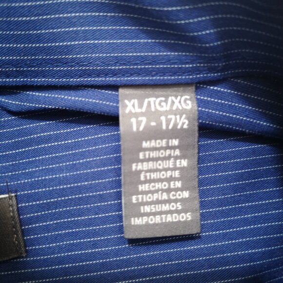 Van Heusen Traveler Men's Size XL (17-17.5) Dark Blue w/ Pinstripe Shirt - Picture 4 of 10